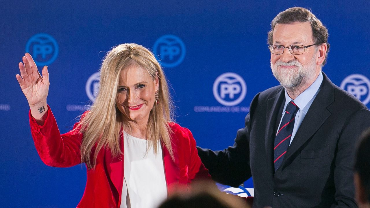 Cifuentes solo dimitirá si se lo pide Rajoy
