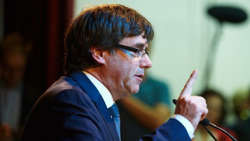 Los fiscales españoles muestran a los alemanes las pruebas de que Puigdemont cometió un delito de rebelión