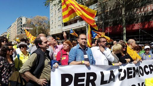 UGT y CCOO de Cataluña se desligan de la dirección nacional y se manifestaron por los presos del independentismo