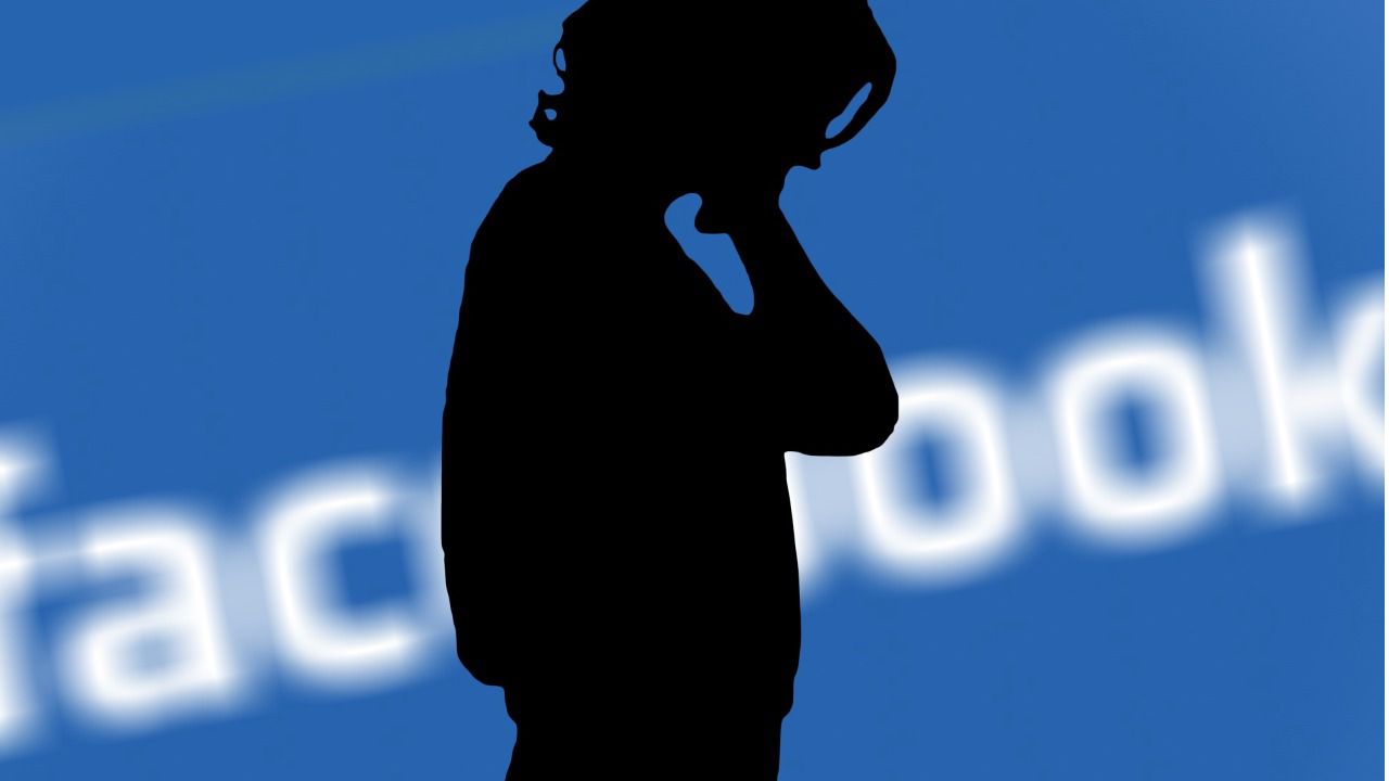 Facebook reconoce que recopila datos de los no usuarios