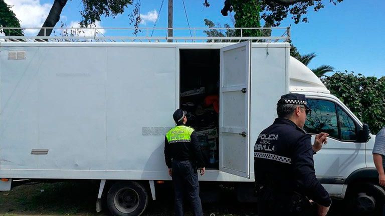 Intervenido un camión en la Feria de Abril que no había pasado controles sanitarios