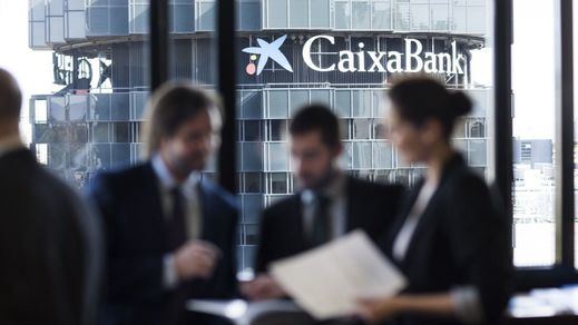 CaixaBank obtuvo un beneficio en el primer trimestre de 704 millones, un 75% más