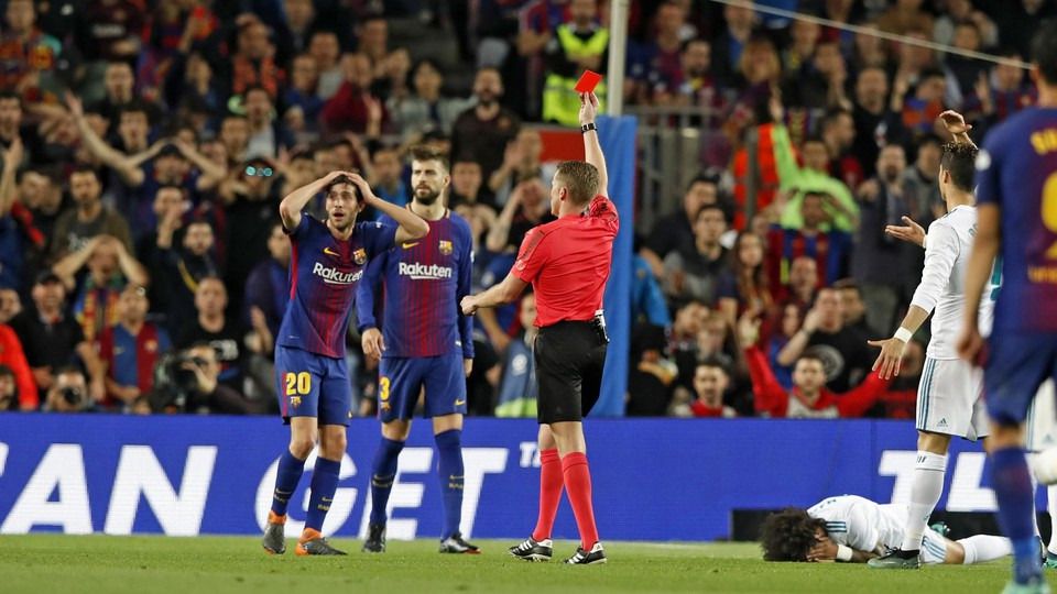 La dura sanción a Sergi Roberto tras su expulsión en el Clásico