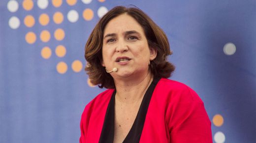 Ada Colau volvería a ganar en Barcelona pero la alianza independentista le podría dejar sin alcaldía
