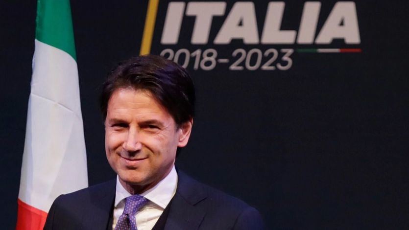 El candidato a primer ministro italiano, Giuseppe Conte, habría mentido sobre su currículum
