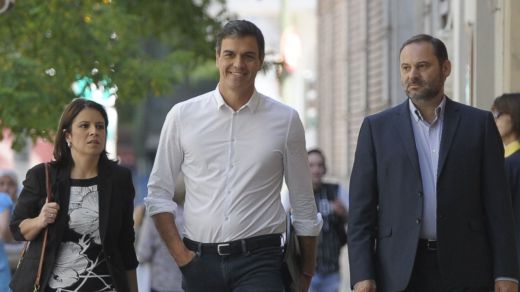 Sánchez deja el país en vilo retrasando más días el nombramiento de sus ministros