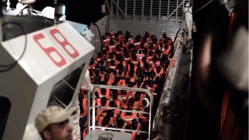 España acogerá al barco 'Aquarius', con 629 personas a bordo, "por razones humanitarias"