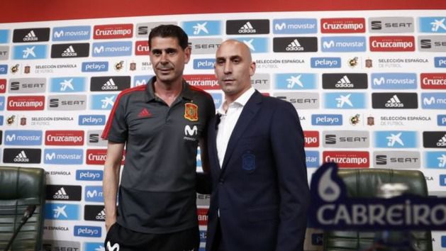 Hierro pone el foco en el Mundial y firma por ser 'el Zidane' de la Selección