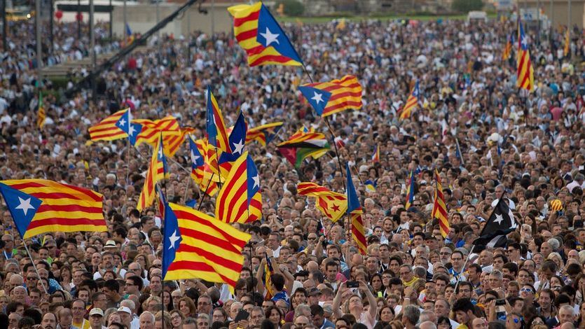 La Asamblea Nacional Catalana llama al consumo independentista como boicot a las empresas 'españolistas' del Ibex 35