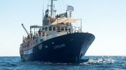 Exteriores aborda con Malta, Italia y Francia la situación del buque 'Lifeline'