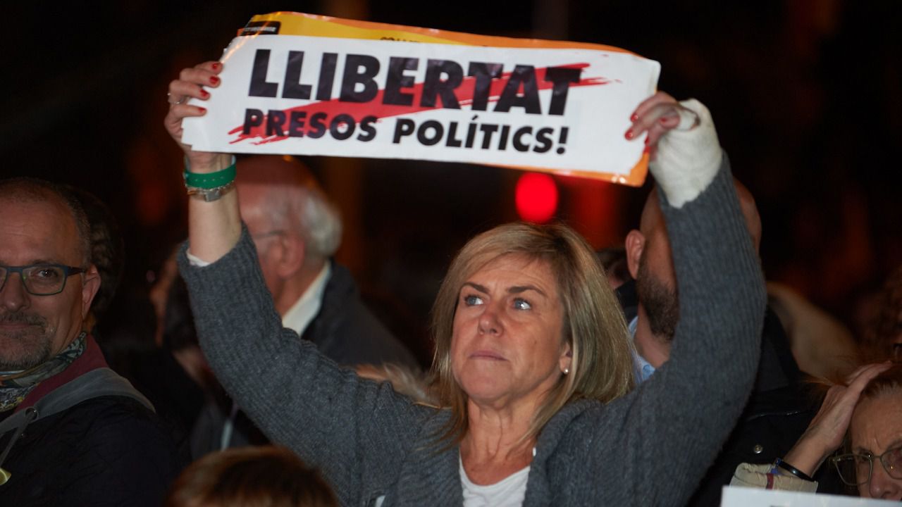 El traslado de los presos independentistas catalanes, en marcha; el juez Llarena no lo impedirá