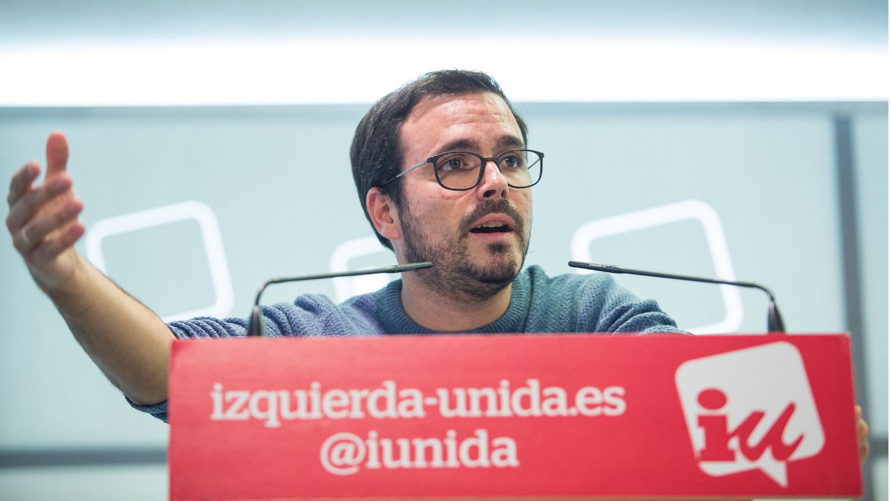 Garzón: "El PSOE nos empuja a pensar que está comprometido con la línea neoliberal y el programa del PP"