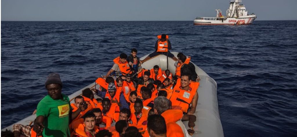 El Gobierno autoriza al barco humanitario Open Arms llegar a Barcelona