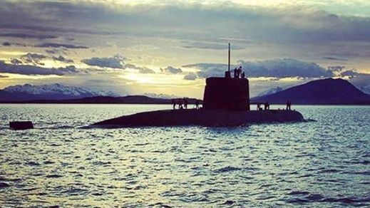 Costosa 'chapuza' para modernizar la Armada: 4 submarinos que doblan su presupuesto y no caben en el puerto