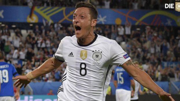 Özil abandona la selección alemana por las críticas "racistas" a su foto con Erdogan