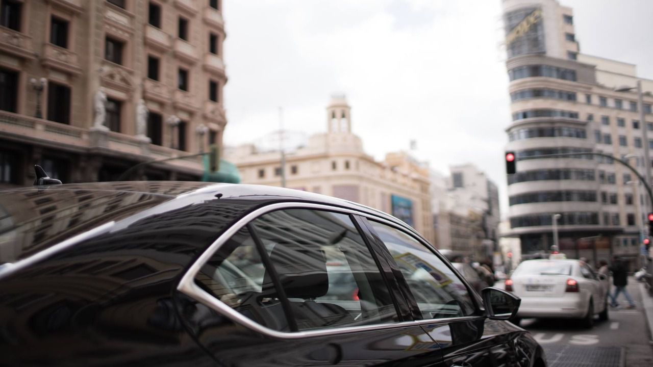 Guerra taxis-VTC: ¿Cuánto gana un conductor de Uber o de Cabify?