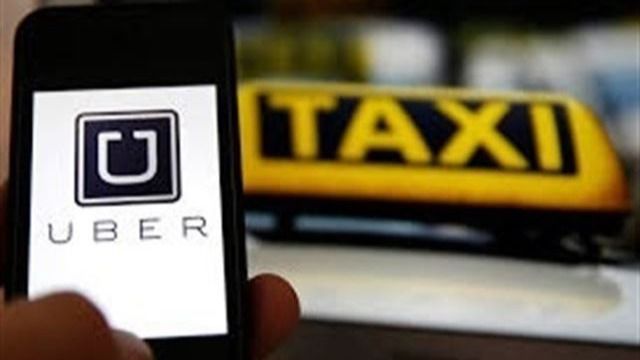 Las protestas llegan hasta Chile: los taxistas se niegan a la legalización de Uber y Cabify