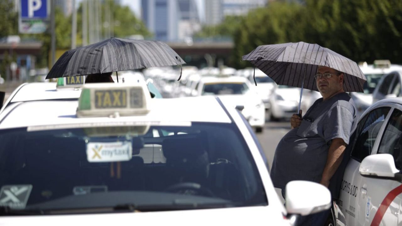 Los taxistas de Madrid y Barcelona meditan parar la huelga o al menos rebajar la intensidad como gesto negociador