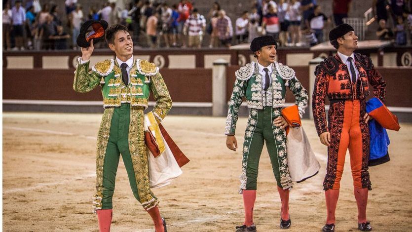 Pablo Mora da la vuelta al ruedo a la muertes de su segundo novillo