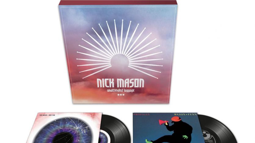 El polifacético NIck Mason reúne sus tres álbumes en solitario en la caja 'Unattended Luggage'