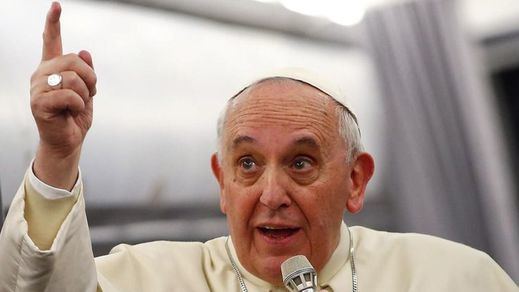 El lío del Papa con los homosexuales al aconsejar ayuda psiquiátrica