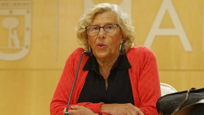 Carmena dice que repite por 'aclamación' popular: "Se me acercó un chico en Mercadona y me convenció"