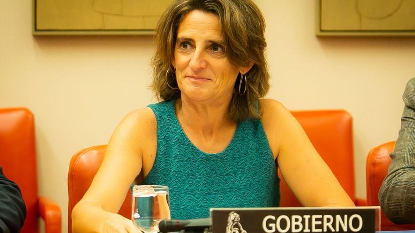 El Gobierno suspenderá el impuesto a la generación eléctrica para rebajar la factura de la luz