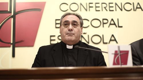 Los obispos, sobre el entierro de Franco en la Almudena: 