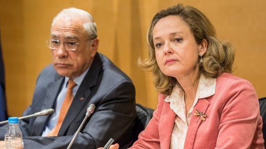 Espaldarazo de la OCDE para que el Gobierno suba el salario mínimo y revés para los liberales