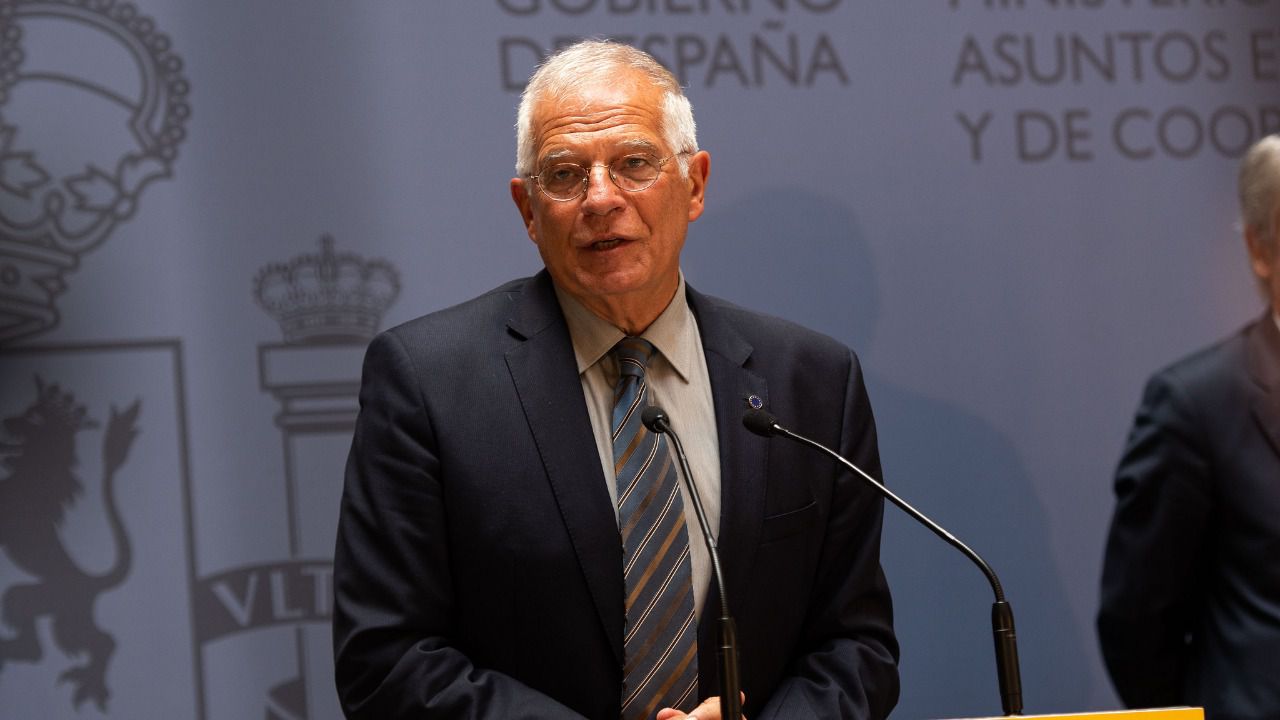 El Gobierno cierra filas con las explicaciones de Borrell