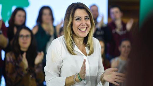 Susana Díaz ya ni apunta contra Podemos: sólo alerta de la alianza de derechas con la extrema derecha