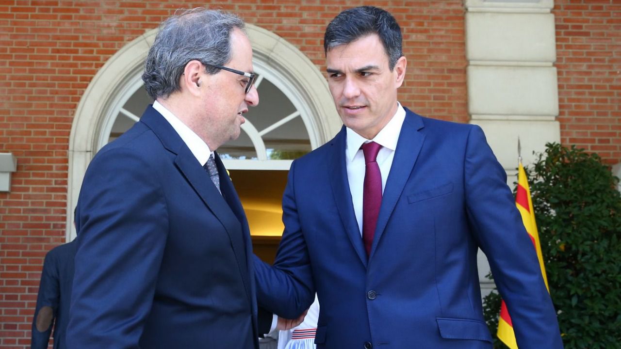 El Gobierno anuncia una cita Sánchez-Torra en Barcelona y el Govern la desmiente