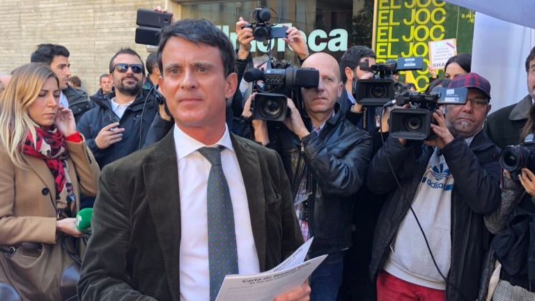"Vete a Francia, perro": el escrache a Manuel Valls en Barcelona
