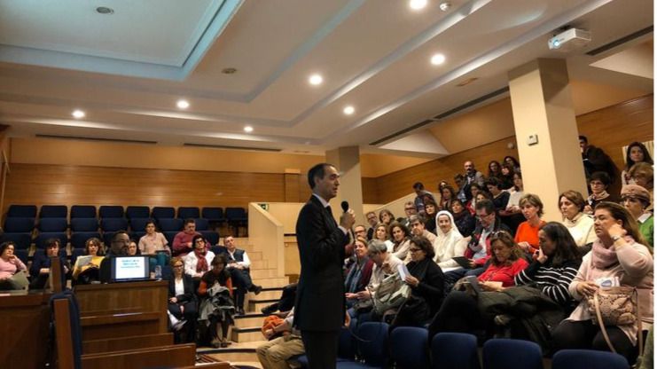 Los padres y madres de la concertada de Escuelas Católicas de Madrid celebran la libertad de enseñanza proclamada en la Constitución