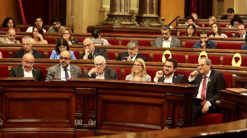 El Constitucional anula parte de la moción del Parlament que insistió en la independencia