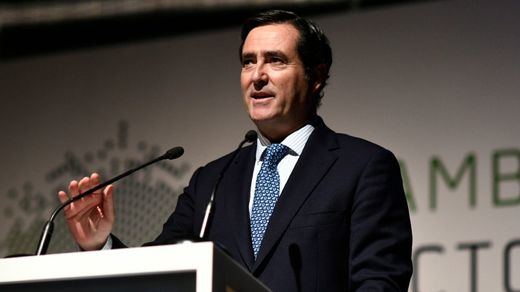 La patronal: el salario mínimo de 900 euros está bien para Madrid o Barcelona, 