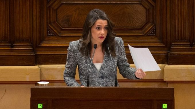 Arrimadas anuncia una querella contra Torra por amparar una hipotética violencia