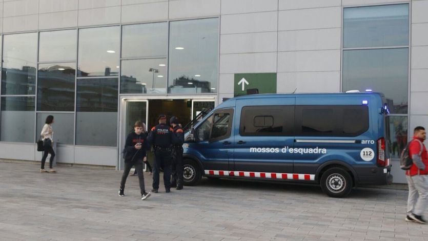 Archivada la causa contra los Mossos que llevaron documentación a la incineradora