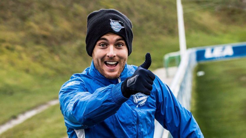 La emotiva despedida de Ibai Gómez en su marcha del Alavés