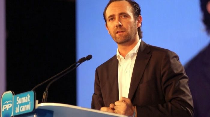 Bauzá deja el PP y su acta de senador por haber 'regado el nacionalismo' en Baleares