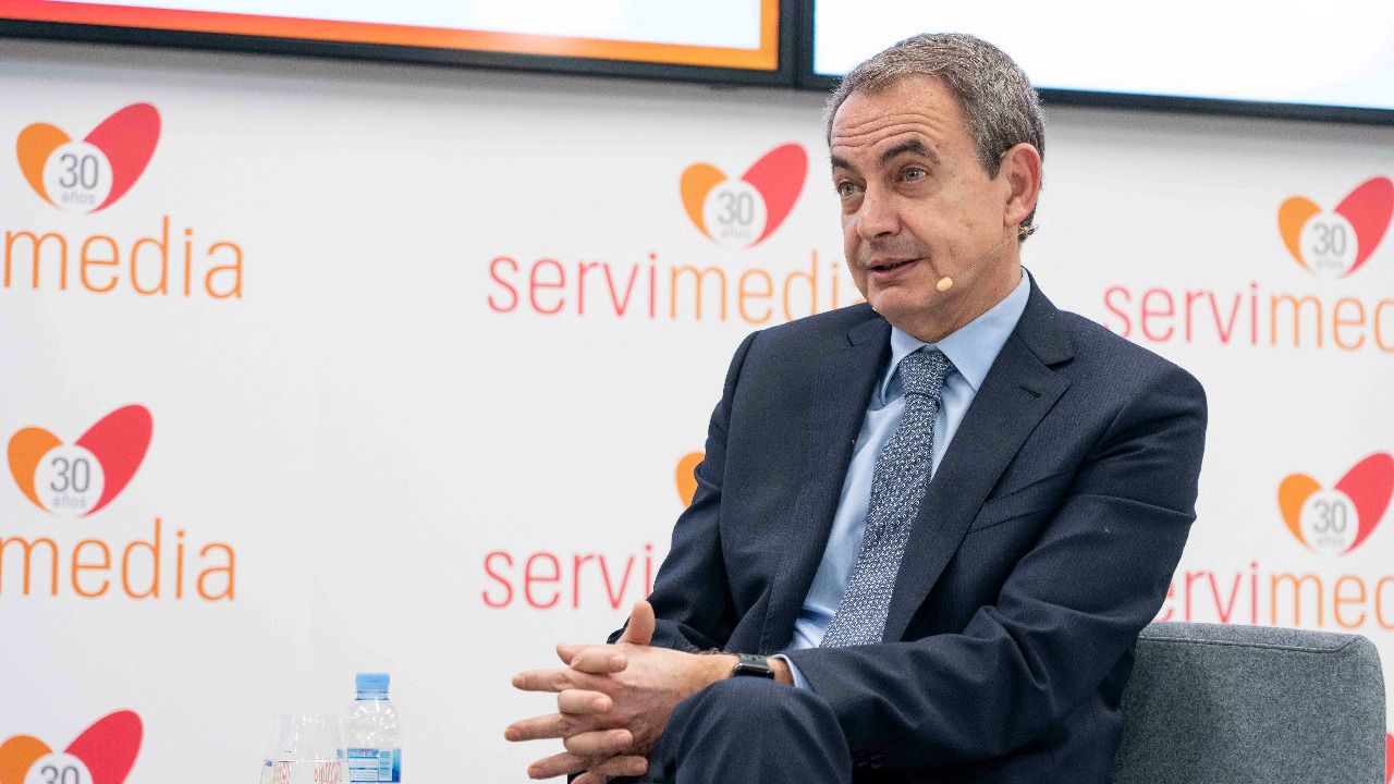 Zapatero: "Nuestra derecha predemocrática es de lo peor; es increíble que haya nostalgia de eso"
