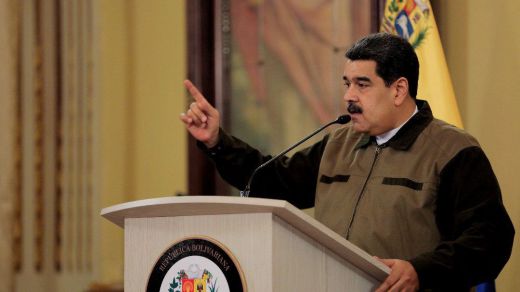 Maduro se prepara para un posible conflicto armado en Venezuela mientras Guaidó exige su renuncia