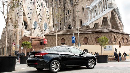 Uber se despide de sus usuarios en Barcelona y Cabify sigue sus pasos