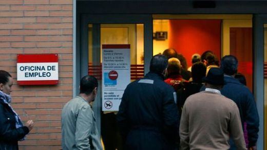 El Banco de España asegura que la subida del salario mínimo podría destruir 125.000 puestos de trabajo