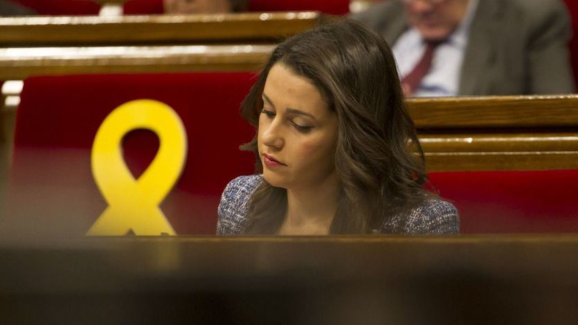 Todo igual en Cataluña: los independentistas retendrían la mayoría absoluta en el Parlament