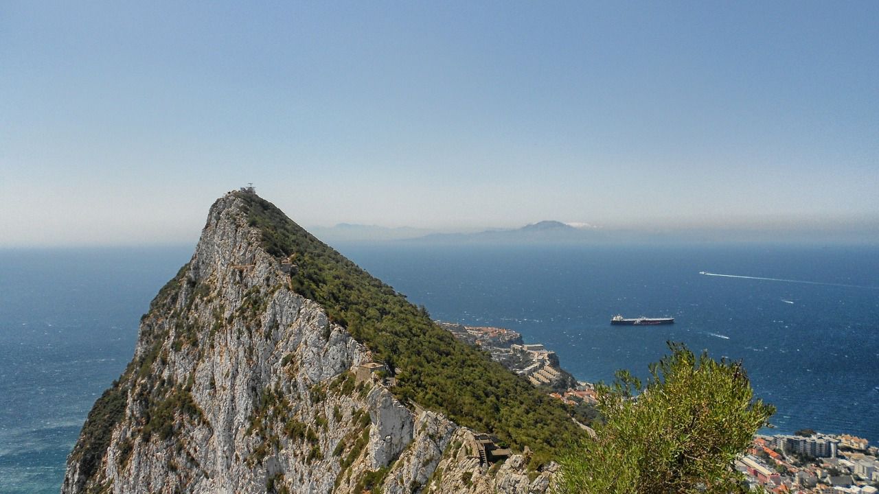 Así reaccionó Gibraltar al último incidente con un buque de la Armada en las aguas que rodean el Peñón