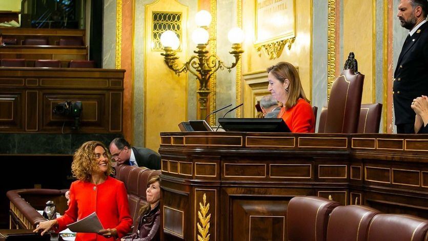 Ana Pastor se emociona al despedir la legislatura en el Congreso