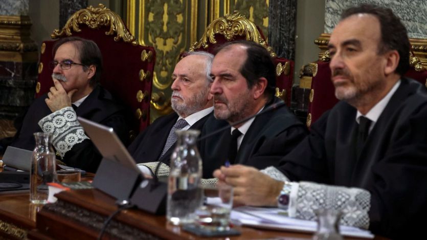 Juicio del procés: la secretaria judicial relata el 'miedo' que sintió al ver a la multitud desde la azotea de la Consejería de Economía