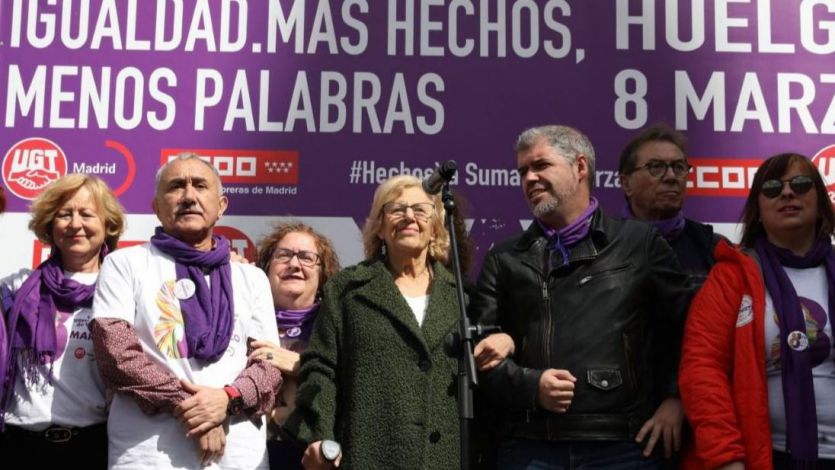 Líderes sindicales con la alcaldesa Manuela Carmena