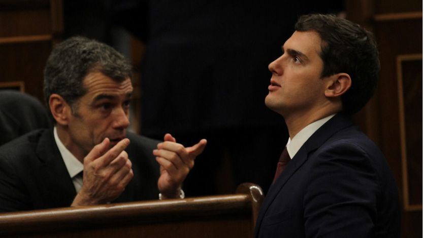 Ciudadanos abre la puerta a privatizar los pilares del estado del bienestar: Educación y Sanidad